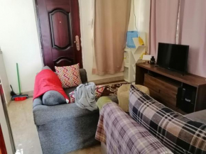 EBONY LIT 1BR APARTMENT